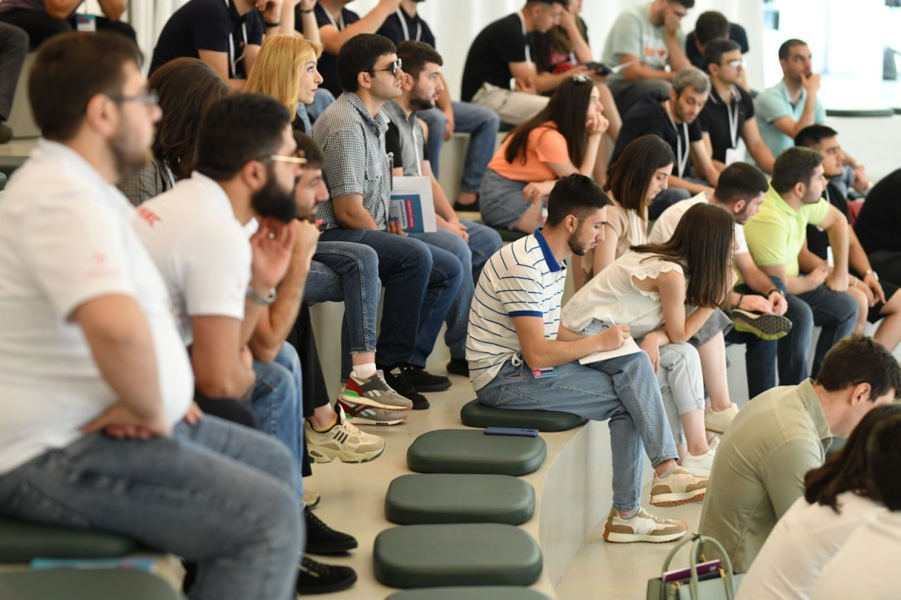 Buissup Hackathon in Lori region